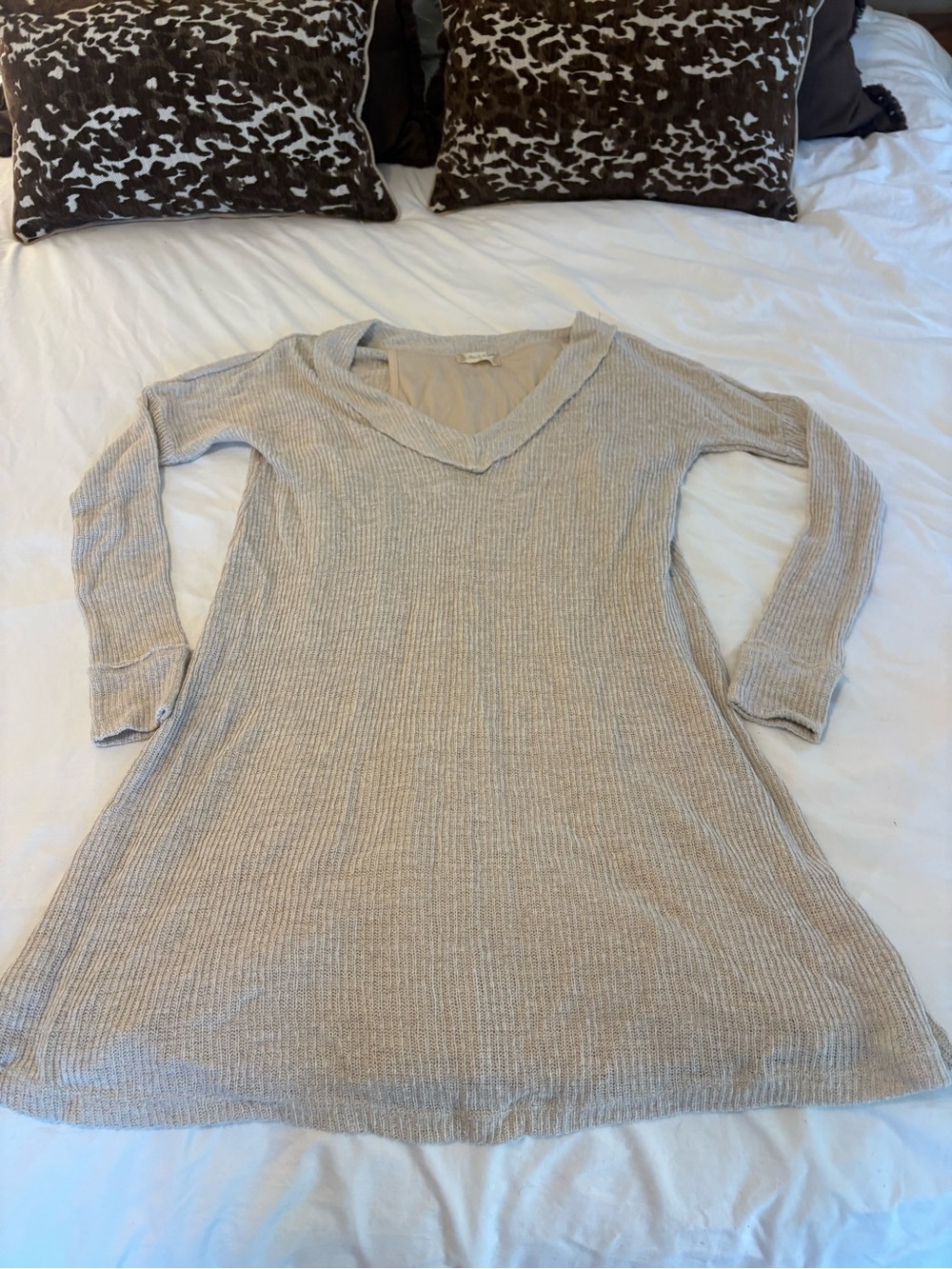 Altar'd State Cream V-Neck Ribbed Tunic